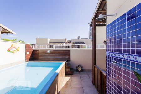 Apartamento à venda com 130m², 3 quartos e 1 vaga Apartamento à venda com 130m², 3 quartos e 1 vagaSegundo Andar - Piscina