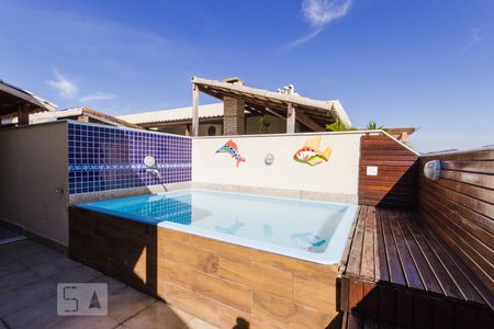 Apartamento à venda com 130m², 3 quartos e 1 vaga Apartamento à venda com 130m², 3 quartos e 1 vagaSegundo Andar - Piscina