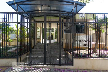 Apartamento à venda com 55m², 2 quartos e 2 vagas Apartamento à venda com 55m², 2 quartos e 2 vagasFachada