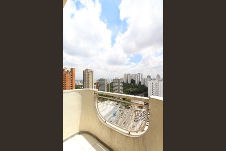 Varanda da sala de apartamento para alugar com 1 quarto, 105m² em Vila Andrade, São Paulo