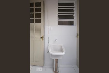 Apartamento para alugar com 90m², 4 quartos e sem vaga Apartamento para alugar com 90m², 4 quartos e sem vagaÁrea de serviço