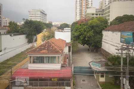 Apartamento para alugar com 90m², 4 quartos e sem vaga Apartamento para alugar com 90m², 4 quartos e sem vagaVista quarto 2
