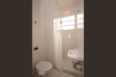 Apartamento para alugar com 90m², 4 quartos e sem vaga Apartamento para alugar com 90m², 4 quartos e sem vagaBanheiro suíte