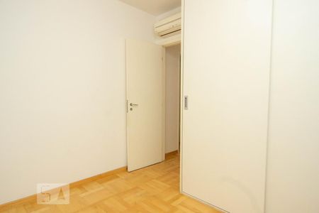 Apartamento para alugar com 127m², 3 quartos e 2 vagas Apartamento para alugar com 127m², 3 quartos e 2 vagasQuarto 2