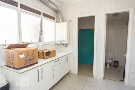 Apartamento para alugar com 127m², 3 quartos e 2 vagas Apartamento para alugar com 127m², 3 quartos e 2 vagasLavanderia