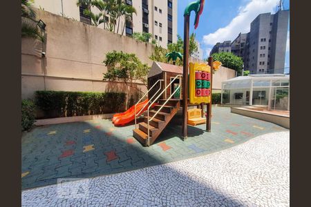 Apartamento para alugar com 127m², 3 quartos e 2 vagas Apartamento para alugar com 127m², 3 quartos e 2 vagasÁrea Comum - Playground