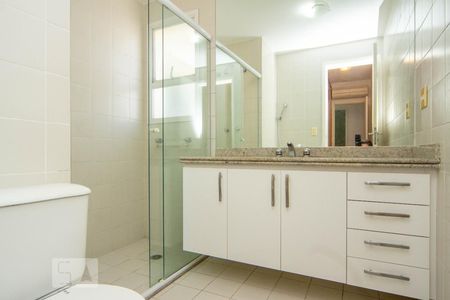 Apartamento para alugar com 127m², 3 quartos e 2 vagas Apartamento para alugar com 127m², 3 quartos e 2 vagasBanheiro suíte