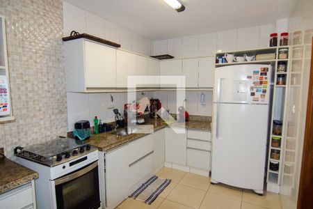 Apartamento à venda com 120m², 4 quartos e 2 vagasCozinha
