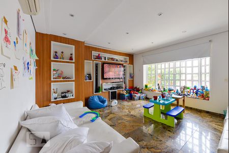 Sala de casa à venda com 4 quartos, 450m² em Sumaré, São Paulo