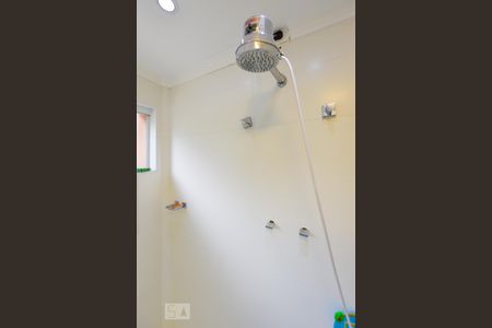 Casa à venda com 450m², 4 quartos e 4 vagasBanheiro Suíte 3