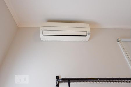 Casa à venda com 450m², 4 quartos e 4 vagasAr Condicionado