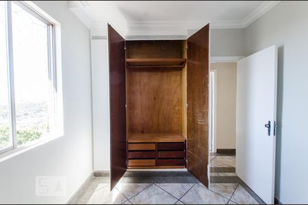 Apartamento à venda com 219m², 4 quartos e 2 vagas Apartamento à venda com 219m², 4 quartos e 2 vagasQuarto 2