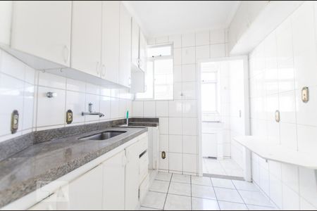 Apartamento à venda com 219m², 4 quartos e 2 vagas Apartamento à venda com 219m², 4 quartos e 2 vagasCozinha