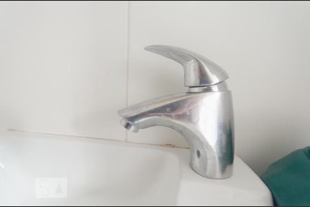 Apartamento à venda com 100m², 3 quartos e 1 vaga Apartamento à venda com 100m², 3 quartos e 1 vagaDetalhe Banheiro De Serviço