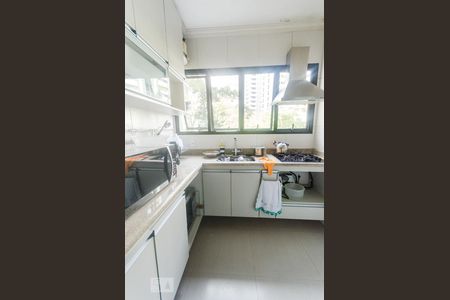 Apartamento à venda com 100m², 3 quartos e 1 vaga Apartamento à venda com 100m², 3 quartos e 1 vagaCozinha