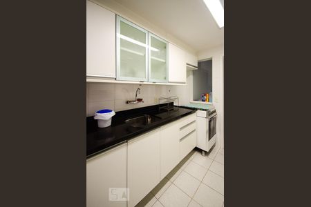 Apartamento à venda com 150m², 3 quartos e 2 vagas Apartamento à venda com 150m², 3 quartos e 2 vagasCozinha