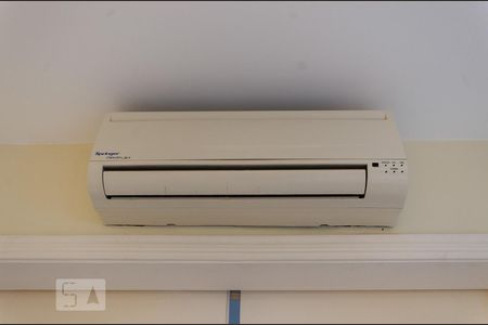 Detalhe ar condicionado da sala de apartamento à venda com 3 quartos, 150m² em Leblon, Rio de Janeiro