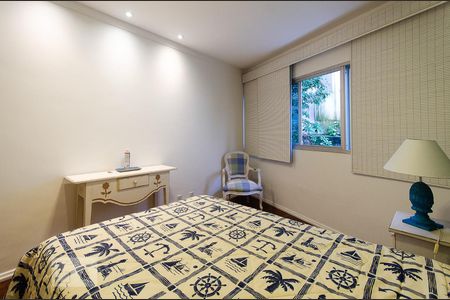 Apartamento à venda com 150m², 3 quartos e 2 vagas Apartamento à venda com 150m², 3 quartos e 2 vagasQuarto 1