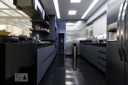 Apartamento à venda com 380m², 4 quartos e 1 vagaCozinha 