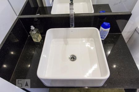 Apartamento à venda com 380m², 4 quartos e 1 vagaPia do Banheiro Area Gourmet Piso 3 