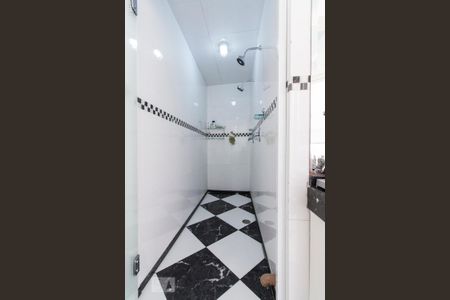 Apartamento à venda com 380m², 4 quartos e 1 vagaDucha do Banheiro Suíte Master 4 