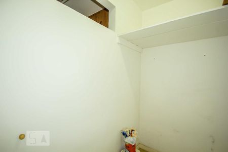 Apartamento à venda com 194m², 4 quartos e 2 vagasQuarto de Serviço 2