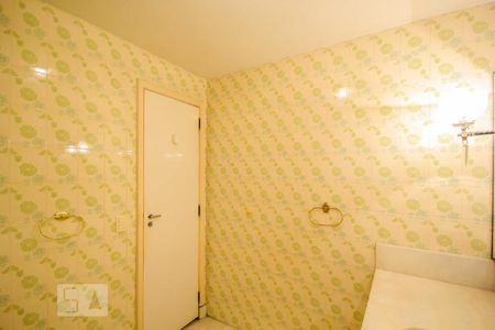 Apartamento à venda com 194m², 4 quartos e 2 vagasSuite