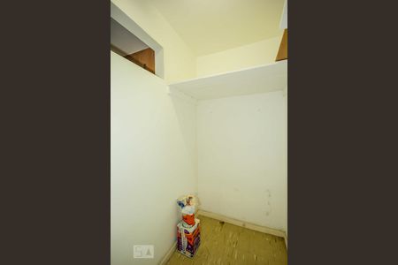 Apartamento à venda com 194m², 4 quartos e 2 vagasQuarto de Serviço 1