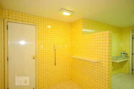 Apartamento à venda com 194m², 4 quartos e 2 vagasCozinha
