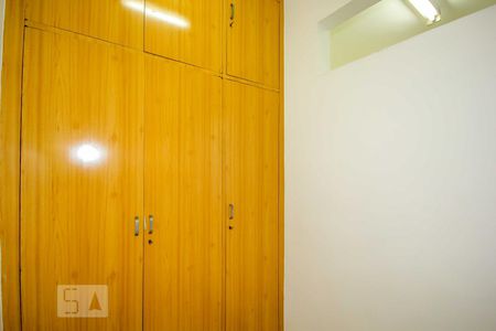 Apartamento à venda com 194m², 4 quartos e 2 vagasQuarto de Serviço 1