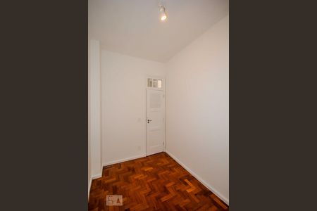 Apartamento à venda com 182m², 3 quartos e 1 vagaQuarto de Serviço 2