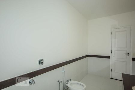 Apartamento à venda com 182m², 3 quartos e 1 vagaBanheiro 2