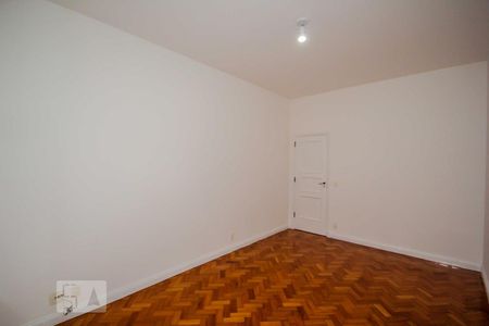 Apartamento à venda com 182m², 3 quartos e 1 vagaQuarto 2