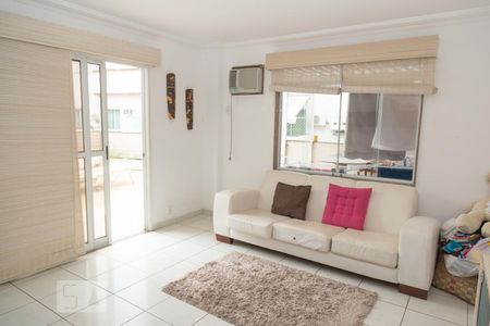 Apartamento à venda com 211m², 4 quartos e 2 vagasSala - segundo andar