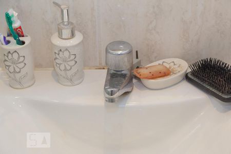 Apartamento à venda com 211m², 4 quartos e 2 vagasBanheiro - terceiro andar