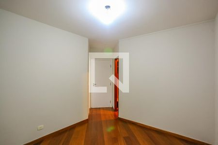 Apartamento à venda com 220m², 4 quartos e 3 vagas Apartamento à venda com 220m², 4 quartos e 3 vagasSuíte 2