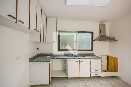 Apartamento à venda com 220m², 4 quartos e 3 vagas Apartamento à venda com 220m², 4 quartos e 3 vagasCozinha