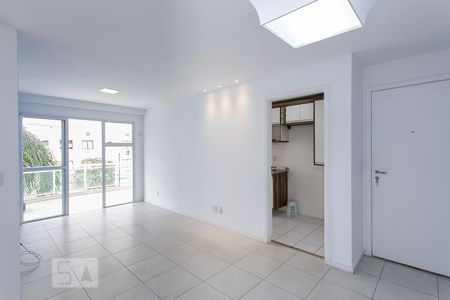 Sala de apartamento para alugar com 3 quartos, 102m² em Recreio dos Bandeirantes, Rio de Janeiro