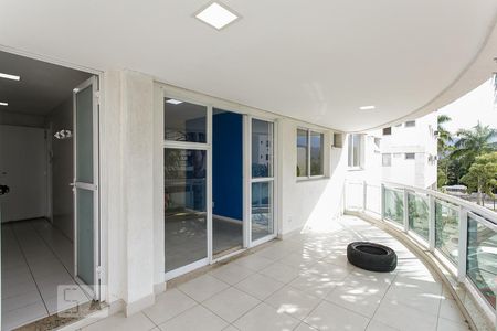 Varanda de apartamento para alugar com 3 quartos, 102m² em Recreio dos Bandeirantes, Rio de Janeiro