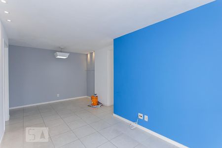Sala de apartamento para alugar com 3 quartos, 102m² em Recreio dos Bandeirantes, Rio de Janeiro