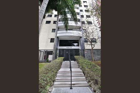 Apartamento para alugar com 70m², 1 quarto e 2 vagasFachada