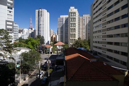 Apartamento à venda com 215m², 3 quartos e 2 vagas Apartamento à venda com 215m², 3 quartos e 2 vagasVista Suite 3