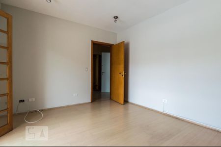 Casa de condomínio à venda com 380m², 4 quartos e 4 vagasSuíte 2