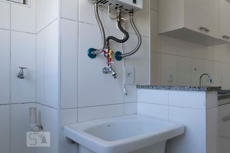 Apartamento para alugar com 65m², 2 quartos e 1 vagaÁrea de serviço (Torneira)