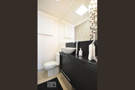 Lavabo de apartamento para alugar com 2 quartos, 98m² em Jardim Caboré, São Paulo