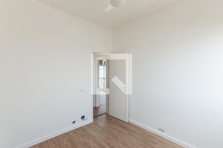 Apartamento à venda com 105m², 3 quartos e 2 vagasQuarto 2