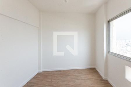 Apartamento à venda com 105m², 3 quartos e 2 vagasQuarto 1