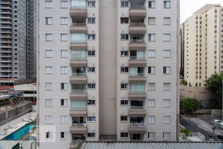 Vista sala de apartamento para alugar com 2 quartos, 50m² em Saúde, São Paulo