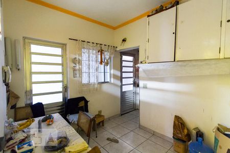 Casa à venda com 200m², 7 quartos e 2 vagasQuarto 2