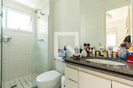 Apartamento à venda com 57m², 2 quartos e 2 vagas Apartamento à venda com 57m², 2 quartos e 2 vagasBanheiro da Suíte